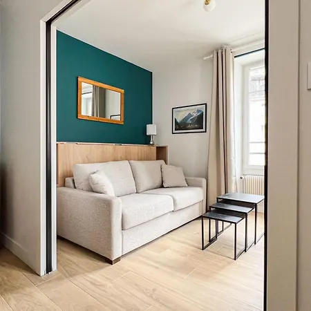 Spacious T2 In The Heart Of Apartament *