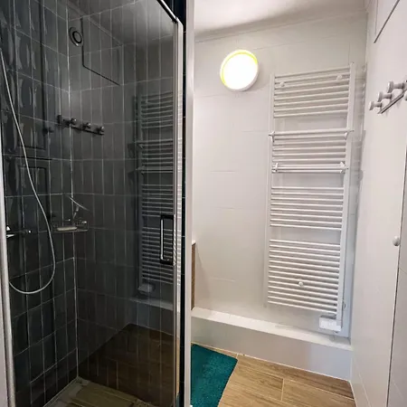 Spacious T2 In The Heart Of Шамоні